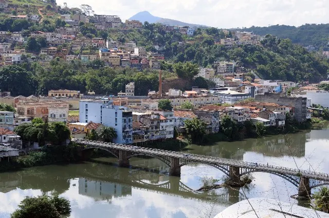 Anúncio de Vagas para ACE/CDL de Além Paraíba MG