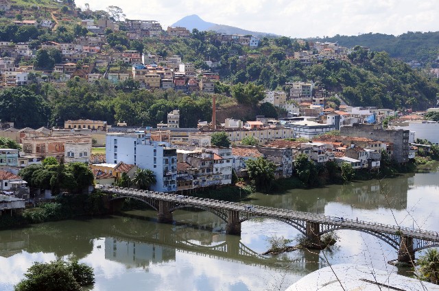 Anúncio de Vagas para ACE/CDL de Além Paraíba MG