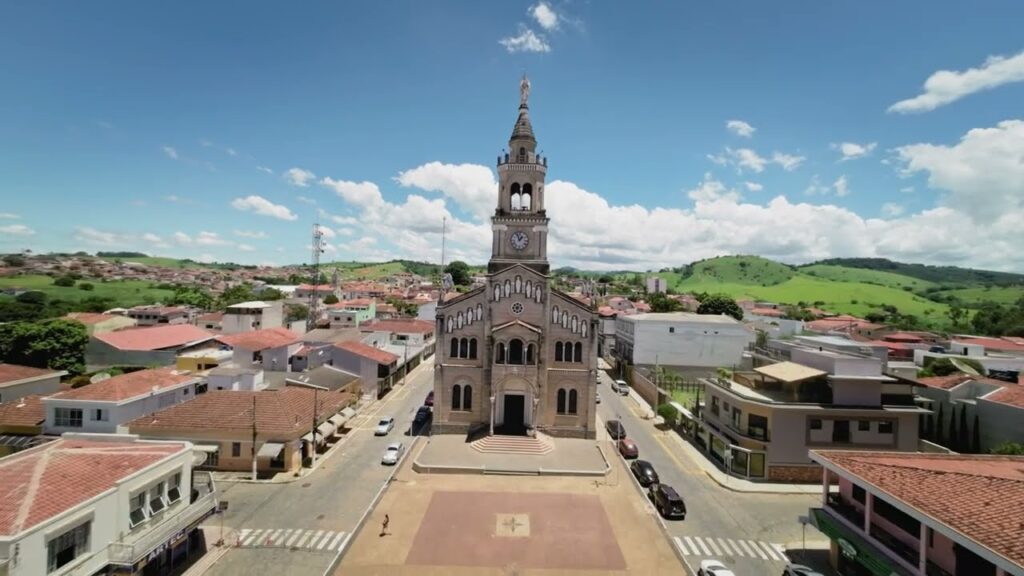 Ferramenta de Currículos para Associação Comercial de Borda da Mata MG