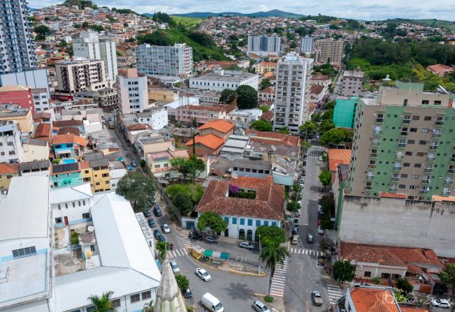 Ferramenta de Currículos para Associação Comercial de Caxambu MG
