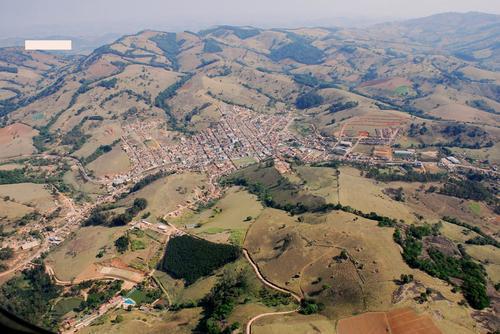 Ferramenta de Currículos para Associação Comercial de Ipuíuna MG