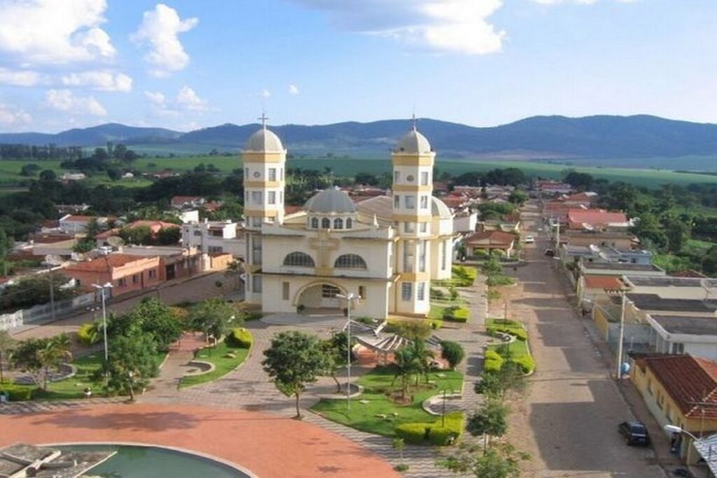 Ferramenta de Currículos para Associação Comercial de São João Batista do Glória MG