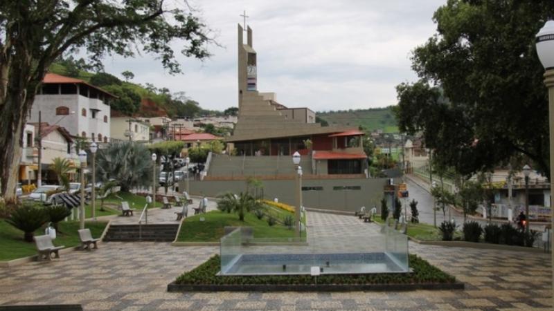 Sistema de Vagas para CDL de Astolfo Dutra MG